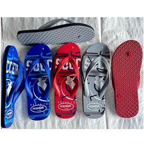 Tongs et claquettes pour hommes de haute qualité pour la maison, la plage, la salle de bain, l'extérieur et l'usage quotidien, disponibles au meilleur prix depuis l'Inde - Product Image 1