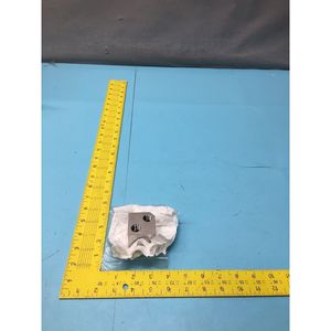 AMAT 0040-38609 BLOQUE METÁLICO SST 1 5/8 X 1 5/8 X 1 - Equipo y Piezas de Semiconductores de Confianza de Global Legacy - Product Image 5