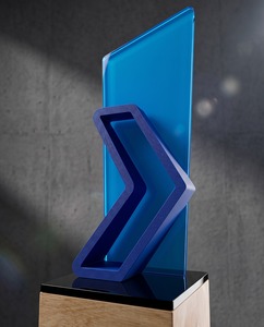 Medalla Elegante Personalizada de Acrílico y Bronce de Primera Calidad con Acabado Duradero, Logotipo Grabado Reciclable para Eventos Corporativos y Logros - Product Image 4