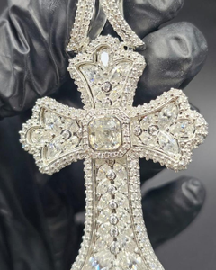 Colgante de Cruz Totalmente Cubierto de Diamantes, Plata 925, Colgante Personalizado de Moissanita, Colgante Hip Hop, Colgante de Fe Cristiana, Joyería Religiosa - Product Image 1