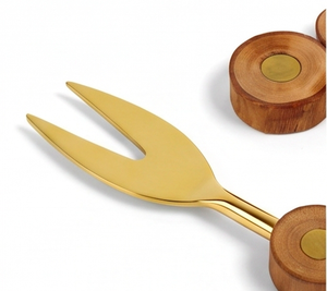 Elegante juego de cuchillos para queso y mantequilla de acero inoxidable dorado con mangos redondos de madera, cubiertos perfectos para uso doméstico y en la cocina. - Product Image 2