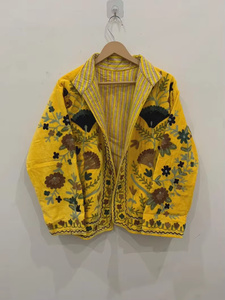 Veste bomber en velours Suzani faite à la main, brodée, réversible, style bohème vintage, motif floral ethnique, automne-hiver, coton - Product Image 1