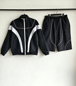 Conjunto Deportivo Streetwear 2026 para Hombre, Chaqueta Cortavientos y Pantalones Cortos - Product Image 6