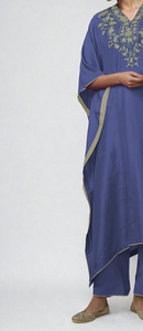 Floral Embroidered Blue Silk Abaya V Neck Loose Fit Three Quarter Sleeve Modest Women's Dress Daily Wear Middle East Style - Product Image 5
