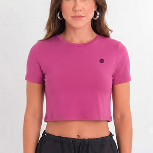 Top Corto Cómodo para Mujer, Suave y Transpirable, Camiseta Informal para Uso Diario, Elegante y Esencial para el Verano - Product Image 1