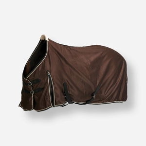Gilet d'équitation de qualité supérieure, respirant, imperméable, en tissu ripstop 100% polyester, avec logo frontal sur toute la longueur - Product Image 1