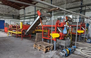 SS ENGINEERS CONSULTANTS Planta de Destilación Vertical para Procesamiento de Puré de Tomate y Frutas, Alta Capacidad de 1000 Kg/h - Product Image 2