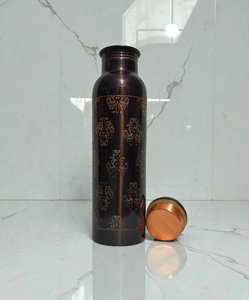 Bouteille d'eau sportive en cuivre pur 1000 ml, écologique, anti-fuite, finition mate, récipient ayurvédique avec logo personnalisé - Product Image 1