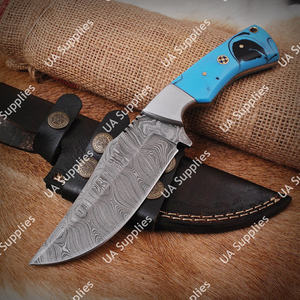 Couteau professionnel à lame fixe en acier Damas à motif torsadé, pleine longueur de lame, pour la chasse et le camping, vente en gros, support OEM/ODM, avec étui - Product Image 5