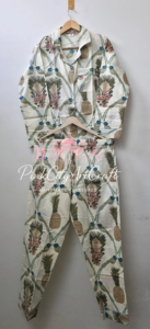 Conjunto de pijama de algodón estampado a mano de lujo para mujer, traje de dormir de algodón indio con pantalones a juego cómodos. - Product Image 2