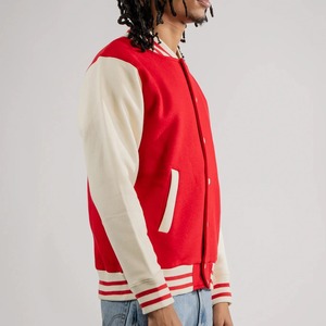 Veste universitaire rouge pour homme, manches crème, fermeture à boutons, vêtement décontracté pour l'automne - Product Image 2