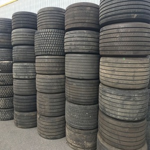 Pneus usagés de haute qualité avec une bonne profondeur de bande de roulement, garantie de six mois, origine pour applications de réutilisation ou de rechapage - Product Image 5