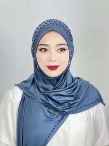 ฮิญาบผ้าซาตินสีน้ำตาลประดับด้วยคริสตัลสำหรับผู้หญิงสวมใส่ในชีวิตประจำวัน - Product Image 3