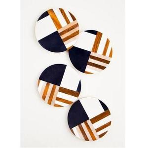 Sous-verre en bois d'acacia de qualité supérieure, conçu pour protéger les surfaces de table lors du service du thé, du café et des boissons - Product Image 3