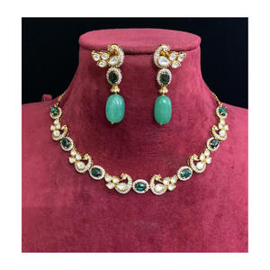 Ensemble de collier choker Kundan Polki de luxe avec boucles d'oreilles, bijoux de mariée de créateur, collection ethnique traditionnelle pour femmes - Product Image 6
