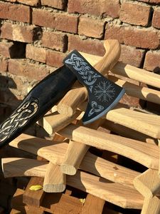 Hacha Vikinga de Doble Hoja de Grado Industrial Steel Craft International, Cabeza de Hacha con Hoja de Acero al Carbono y Mango de Madera para Camping - Product Image 3