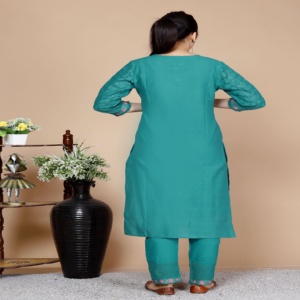 Ensemble Kurta décontracté NIYANI Emerald Noor Jaipuri en coton imprimé au bloc avec dupatta en mousseline – Magnifique ensemble ethnique trois pièces longueur midi - Product Image 5