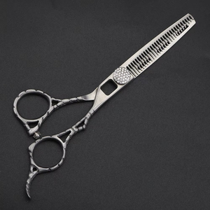 Ciseaux à effiler professionnels en acier inoxydable 440C de 6 pouces avec manche ergonomique mat et creux – Qualité supérieure pour barbier - Product Image 4