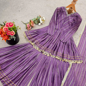 Conjunto de traje Sharara Mal Chanderi con trabajo artesanal de espejos reales y falda acampanada, completamente cosido, diseño étnico para fiestas, para mujer. - Product Image 1