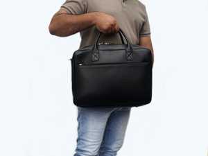 Sac à bandoulière moderne en cuir pour ordinateur portable avec design personnalisable en cuir véritable durable, grande capacité, imperméable, style multi-poches - Product Image 3