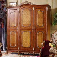 Amerikanischer Luxus-Schlafzimmermöbel-Set aus Massivholz mit Gepolstertem Bett und Tiefen Schnitzereien für Villen und Herrenhäuser