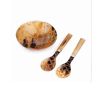 Bol de service de luxe en corne, écologique, pour fêtes, design moderne et minimaliste, tons bruns, poli, léger (0,4 kg), décoratif - Product Image 1