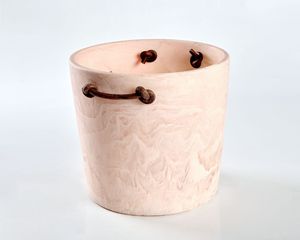 Cubo de Hielo de Resina con Tapa, Diseño Redondo Impermeable Hecho a Mano, para Bar, Champán, Cerveza, Vino, Incluye Pinzas para Hielo y Cubierta - Product Image 1