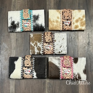 Custom Factory Price Wholesale Vintage Style Cowhide <b>Leather</b> Clutches New Hand <b>Tooled</b> <b>Leather</b> Floral Ladies Long Wallet Purse - Product Image 1