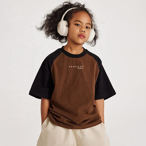 Camisetas Transpirables de Secado Rápido para Niñas, 100% Algodón Jersey, Manga Corta, Cuello Redondo, Corte Holgado, Ropa Deportiva de Verano - Product Image 1