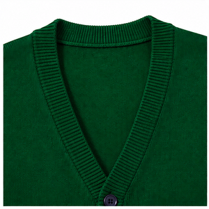 Cardigan en tricot vert pour femme FAMU, col en V, manches longues, logo FIST PHI brodé, style classique, vêtements universitaires personnalisés - Product Image 6