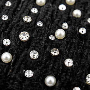Elegante Gorro de Invierno con Pedrería, Cálido y Ligero, Ajustable, Servicio de Fabricación OEM ODM - Product Image 5