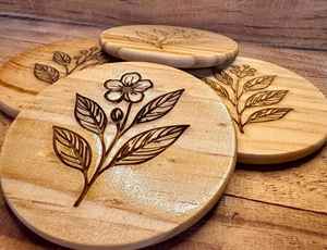 Posavasos de madera hecho a mano Base de bebida natural Posavasos de madera Premium Almohadillas DE PROTECCIÓN DE MESA rústica - Product Image 6