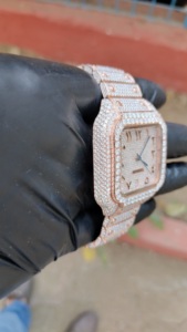 Reloj de Oro Rosa con Incrustaciones de Diamantes, Números Arábigos, Cuadrado, Completamente Cubierto de Diamantes, Automático, Estilo Hip Hop, para Hombre, Joyería de Lujo Premium - Product Image 4