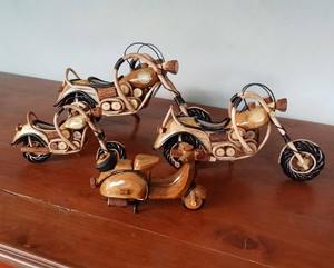 ของที่ระลึกมอเตอร์ไซค์ไม้ขัดเงาแบบคลาสสิกทำมือ - Product Image 1