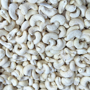 Hot Sale Best Rate Raw Cashew <b>Nut</b> Wholesale Cashew <b>Nuts</b> W320 Premium Vietnam Cashew <b>Nuts</b> Private Label Packaging Available - Product Image 1