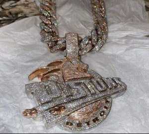 Colgante de Plata S925 con Moissanita en Forma de Llama Estilo Hip Hop, Colgante Personalizado con Nombre, Colgante con Nombre Iced Out, Colgante de Animal, Colgante Hip Hop para Hombre - Product Image 2