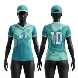 Camiseta de Fútbol para Hombre, Premium, 160 GSM, Absorbe la Humedad, Antiencogimiento, Poliéster Interlock, Color Verde Menta, Logotipo Personalizado, Nombre y Número, Manga Corta - Product Image 1