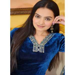 Costume de soirée en velours pour femmes avec broderie élégante - Product Image 5