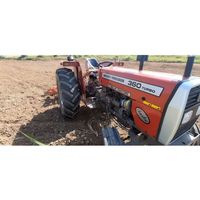 Tracteur Massey Ferguson 60HP fabriqué au Pakistan, doté de solutions agricoles fournies dans toute la Zambie