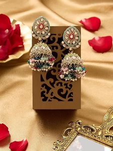 Pince à cheveux ethnique faite à la main avec perles colorées et strass, forme goutte d'eau, style élégant pour mariage - Product Image 4