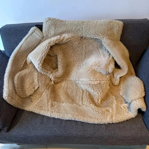 Veste en cuir faite à la main en fausse fourrure de mouton personnalisée – Veste en cuir unisexe de style classique, luxueux, authentique, moderne et professionnel - Product Image 6