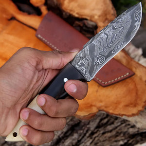 Cuchillo de Caza de Acero de Damasco con Espiga Completa y Mango de Madera para Camping, Senderismo, Pesca y Exploración al Aire Libre - Product Image 4