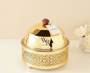 Plat de service de luxe moderne en acier inoxydable durable, fait main, avec couvercle en dôme, pour buffet, plat à fondue, et motifs arabes ajourés - Product Image 1