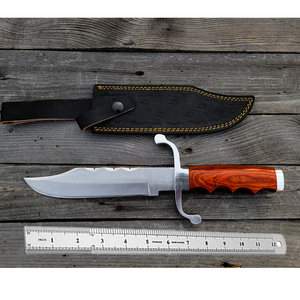 Couteau à lame fixe en acier Damas fait main avec manche en bois - Product Image 3