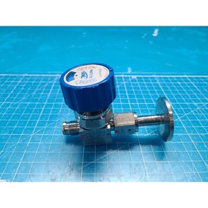 Válvula de Diafragma de Alta Pureza FUJIKIN 316L B/EP 10K 1/4 S655501350030, Usada como Pieza de Repuesto para Equipos de Semiconductores Legacy - Product Image 3