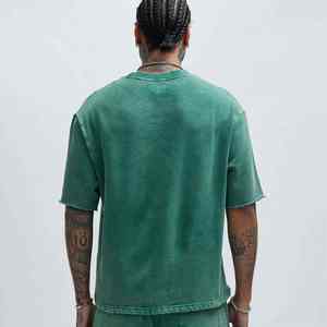 Camiseta Oversize Gris para Hombre con Estampado Gráfico Sonriente, Lavado Ácido, Transpirable, en Stock - Product Image 2