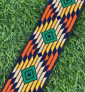 Encaje rapiyar de lujo con acabado impecable y calidad de tela duradera para marcas de moda. - Product Image 1