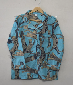 Ensemble de pyjama en coton tissé exquis en deux pièces, fabriqué en coton respirant de qualité supérieure, imprimé motif léopard, élégant - Product Image 3