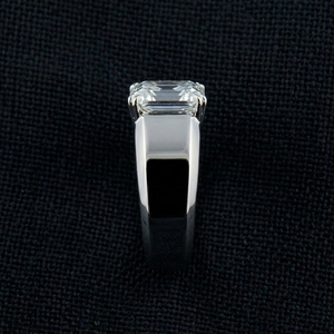 แหวนหมั้นเพชรทรง Asscher ทองคำขาว 10k ประดับเพชรระยิบระยับ พร้อมตัวเรือนแบบ Prong Setting รับรองโดย IGI แหวนแต่งงานสุดหรูสำหรับผู้หญิง - Product Image 5
