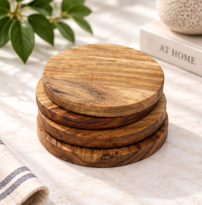 Juego de posavasos redondos de madera atractivos de latón AK de 4 posavasos de madera de alta calidad para utensilios de cocina/Decoración de mesa - Product Image 1